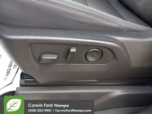 Used 2023 Chevrolet Silverado 1500 LT image 12