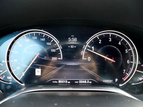 Used 2018 BMW 740i xDrive 740i xDrive Sedan image 25