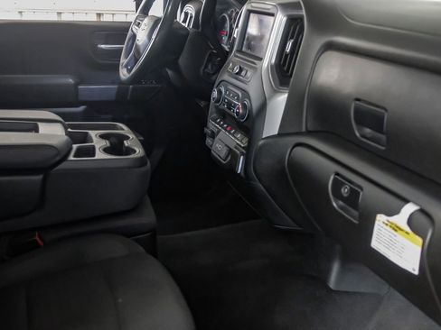 Used 2024 Chevrolet Silverado 2500 Custom w/ Custom Value Package AWD/4WD image 12