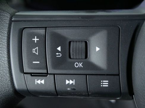 New 2026 Nissan Kicks S image 25