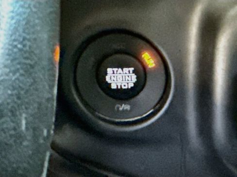Used 2023 Jeep Wrangler Unlimited Sahara w/ Cold Weather Group AWD/4WD image 13