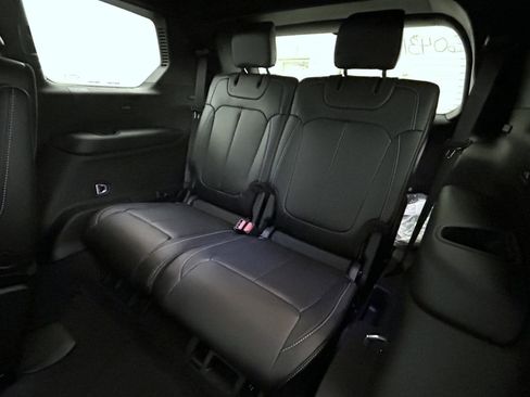 New 2026 Jeep Grand Cherokee L Limited image 20