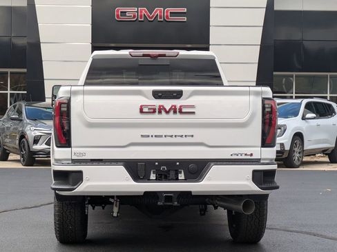 New 2026 GMC Sierra 2500 AT4 w/ AT4 Premium Plus Package AWD/4WD image 5