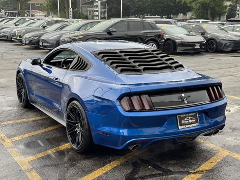 Used 2017 Ford Mustang Coupe RWD image 8