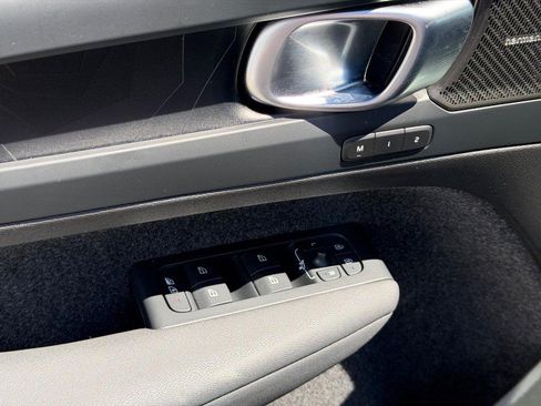 Certified 2023 Volvo XC40 Recharge Ultimate w/ Protection Package Premier AWD/4WD image 16