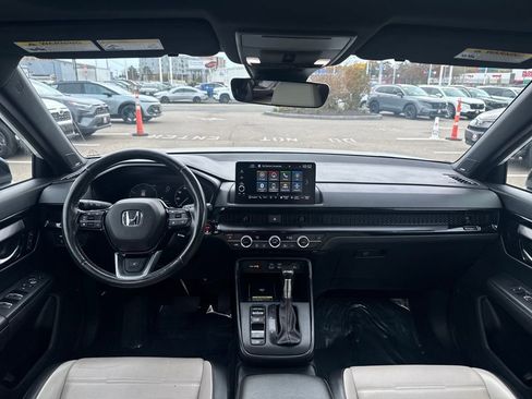 Used 2023 Honda CR-V Sport Touring image 12