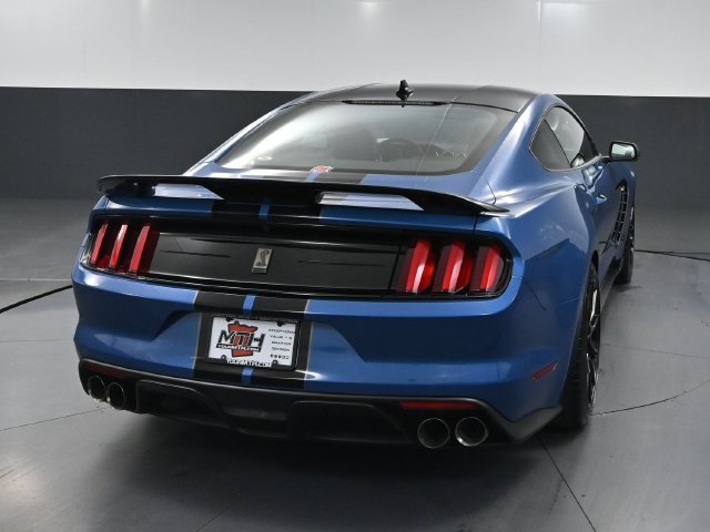 Used 2020 Ford Mustang Shelby GT350 w/ Technology Package RWD image 5