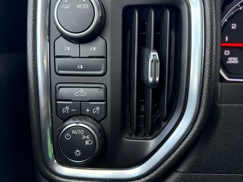 Used 2022 Chevrolet Silverado 3500 LT w/ Remote Start Package image 14