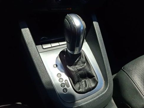 Used 2013 Volkswagen Jetta SE FWD image 14