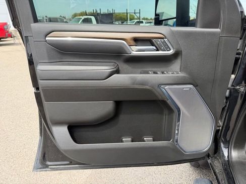 Used 2024 Chevrolet Silverado 3500 High Country w/ High Country Premium Package AWD/4WD image 28