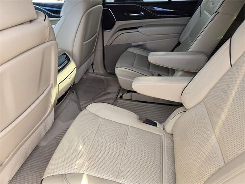 Used 2021 Cadillac Escalade Premium Luxury w/ Driver Assist Tech Package image 18
