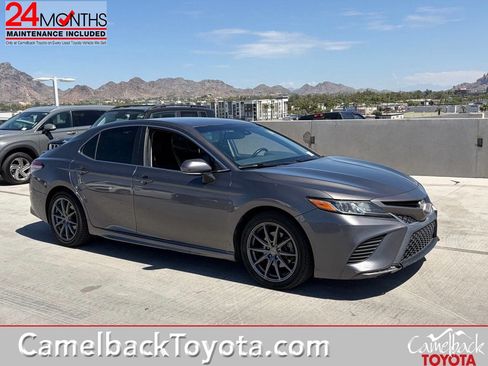 Used 2018 Toyota Camry SE w/ Convenience Package FWD image 1