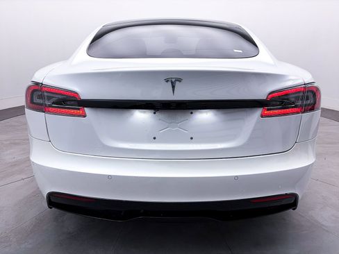 Used 2022 Tesla Model S image 14