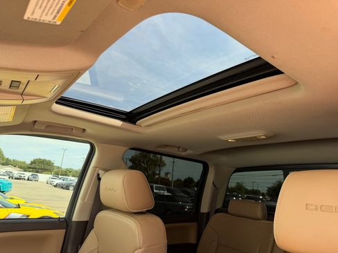 Used 2017 GMC Sierra 2500 Denali w/ Duramax Plus Package AWD/4WD image 25
