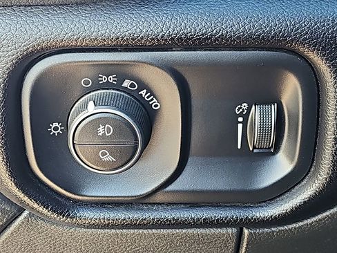 Used 2024 RAM 2500 Big Horn image 26