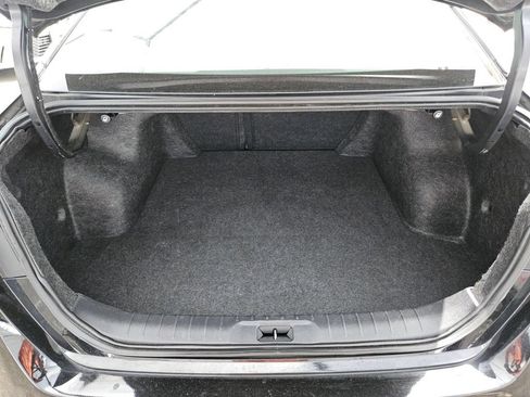 Used 2025 Nissan Altima 2.5 SV AWD/4WD image 26