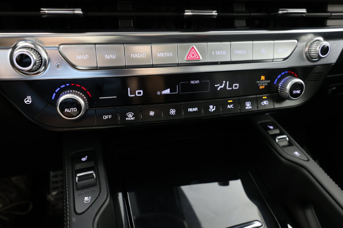Used 2024 Kia Telluride SX AWD/4WD image 32
