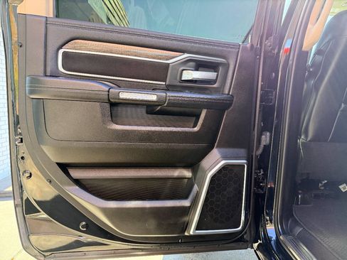 Used 2019 RAM 2500 Laramie image 33