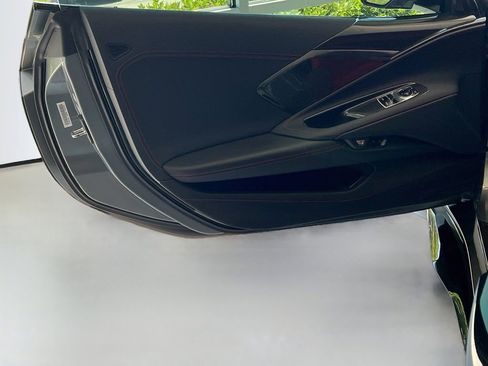 Used 2024 Chevrolet Corvette Z06 RWD image 18