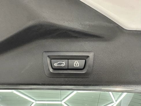 Used 2019 BMW X5 xDrive40i w/ Convenience Package AWD/4WD image 8