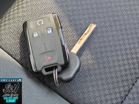 Used 2014 Chevrolet Silverado 1500 LT AWD/4WD image 11