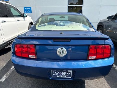 Used 2009 Ford Mustang Premium RWD image 6