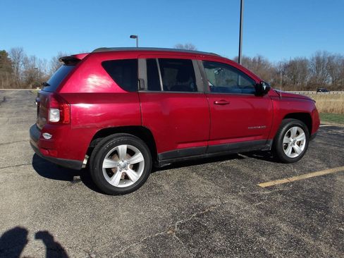 Used 2012 Jeep Compass Latitude w/ Sun/Sound Group image 12