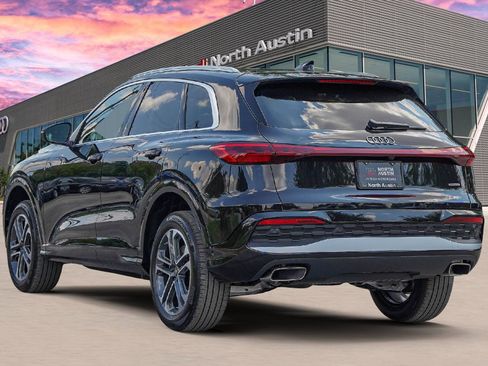 New 2025 Audi Q5 Premium image 6