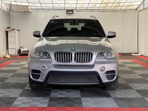 Used 2013 BMW X5 xDrive50i w/ Sport Activity Pkg AWD/4WD image 2