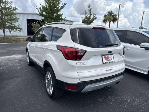Used 2019 Ford Escape Titanium w/ U0J03 - Titanium Tow Package FWD image 6