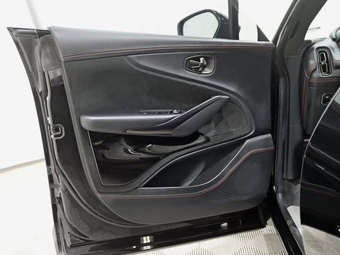 Used 2024 Aston Martin DBX 707 image 37