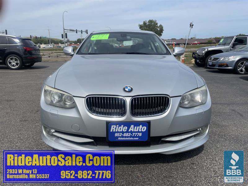 Used 2011 BMW 328i xDrive Coupe AWD/4WD image 2