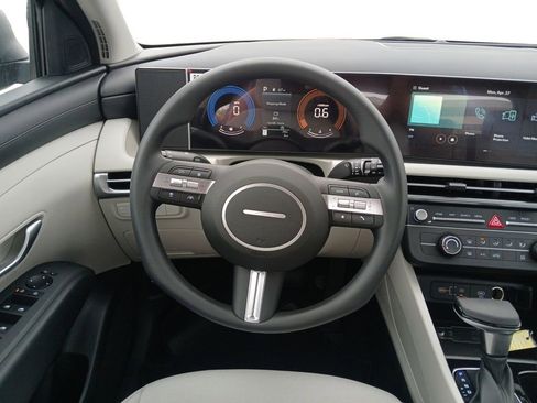 New 2026 Hyundai Tucson SE FWD image 12