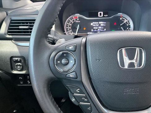 Used 2023 Honda Ridgeline RTL-E image 24