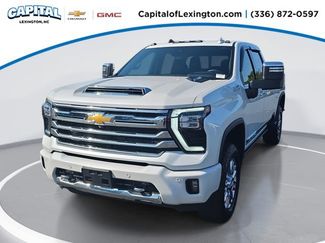 Used 2025 Chevrolet Silverado 2500 High Country w/ High Country Premium Package AWD/4WD video 1