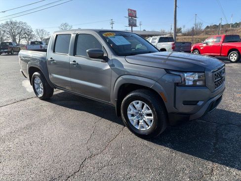 Used 2023 Nissan Frontier SV w/ Technology Package RWD image 1