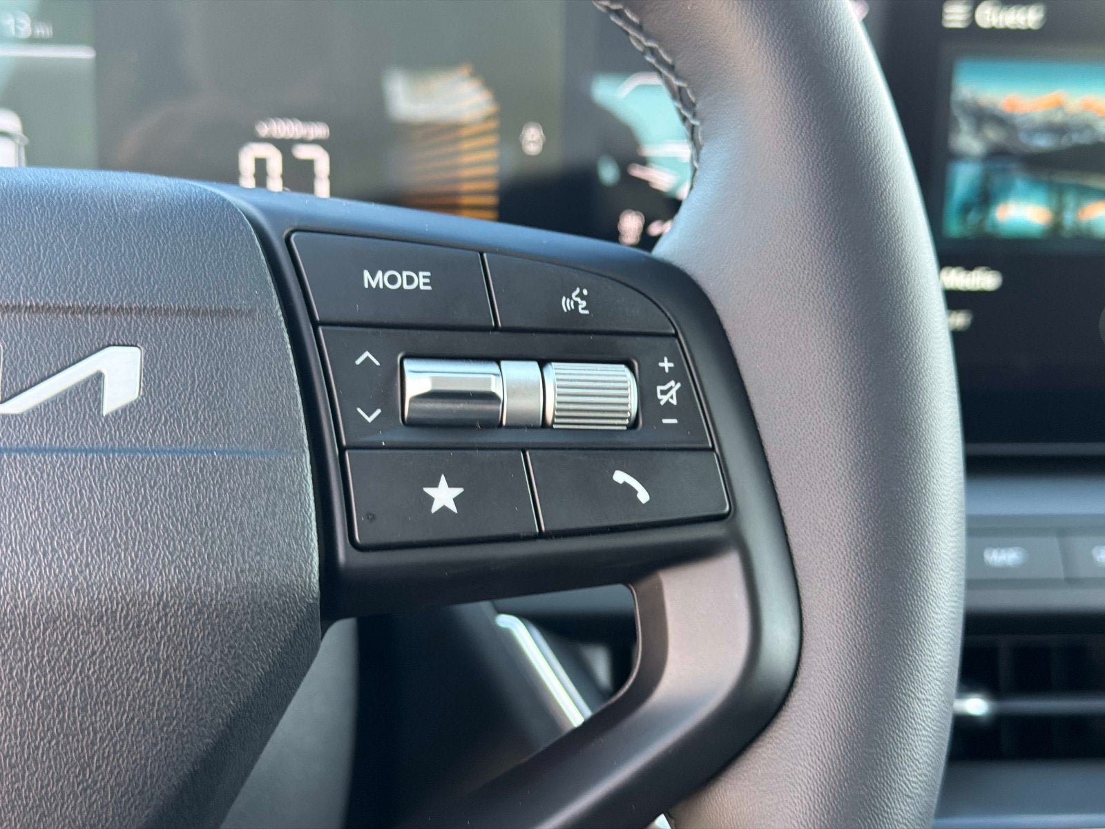 New 2026 Kia K4 EX FWD image 26