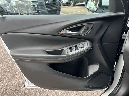 Used 2025 Buick Encore GX Preferred image 29