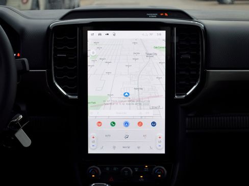 New 2026 Ford Ranger XLT w/ Equipment Group 301A High image 11