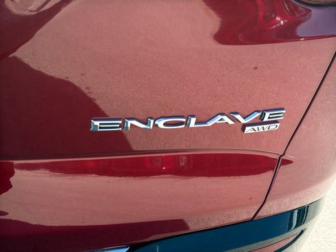 Used 2018 Buick Enclave Essence w/ Trailering Package image 8