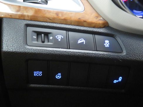 Used 2015 Hyundai Santa Fe Sport 2.0T w/ Option Group 05 image 36