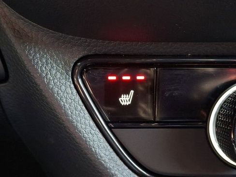 Certified 2025 Honda HR-V Sport image 22