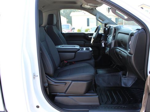 Used 2023 Chevrolet Silverado 2500 W/T w/ WT Convenience Package AWD/4WD image 17