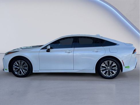 Used 2023 Toyota Mirai w/ Advanced Technology Package RWD image 3