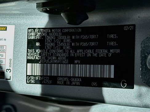 Used 2021 Toyota 4Runner TRD Off-Road AWD/4WD image 12