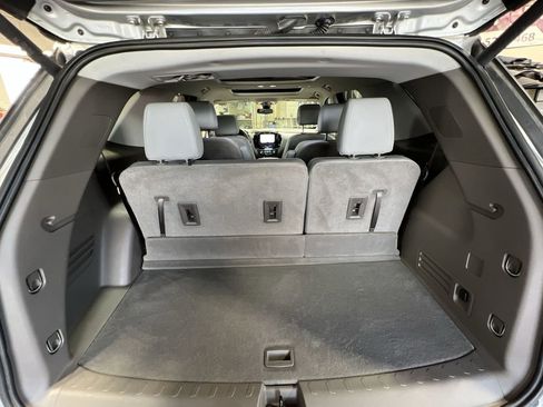 Certified 2020 Chevrolet Traverse Premier image 27