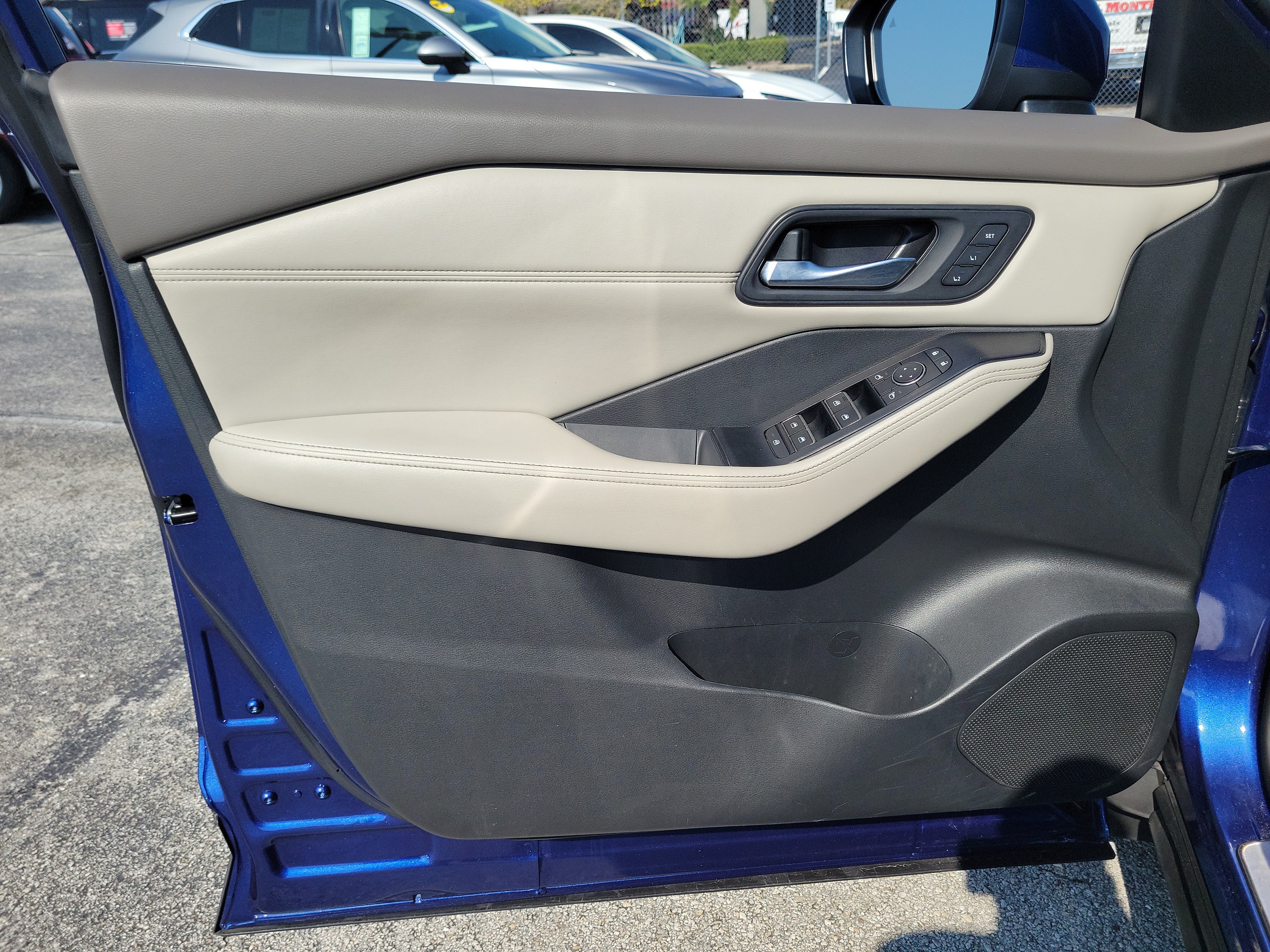 Certified 2023 Nissan Rogue SL w/ SL Premium Package FWD image 10