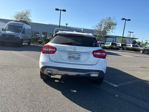 Used 2019 Mercedes-Benz GLA 250 4MATIC image 6