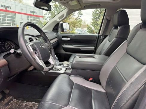 Used 2020 Toyota Tundra Limited w/ Limited Premium Package AWD/4WD image 11