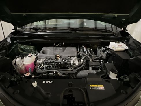 Used 2021 Toyota Sienna XLE FWD image 35
